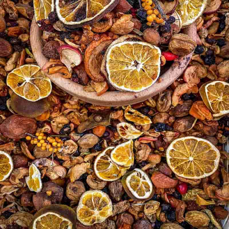 تصویر 1 از میوه خشک سمنان با طعم اصیل و طبیع